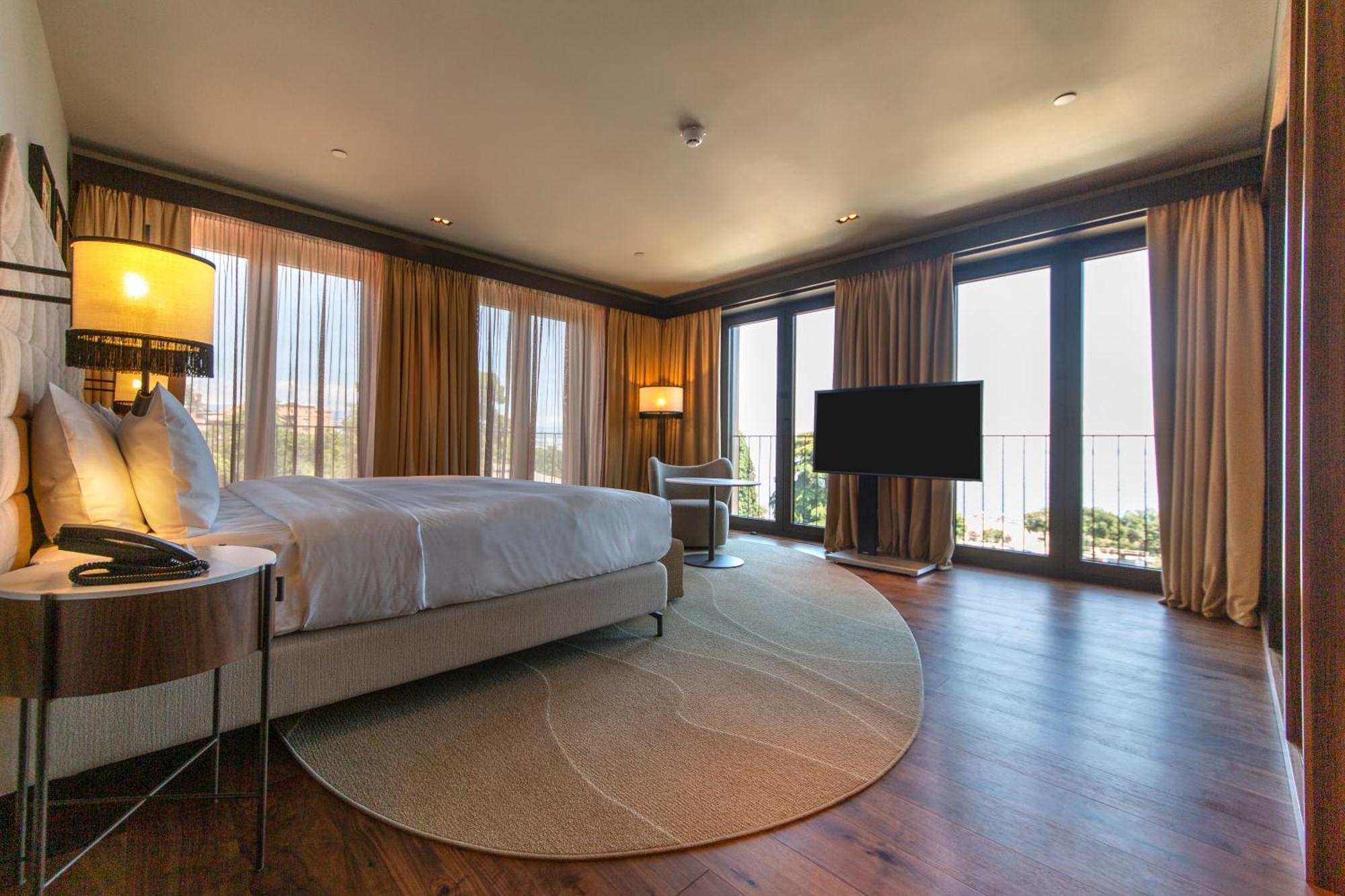 Keight Hotel Opatija, Curio Collection By Hilton Ngoại thất bức ảnh