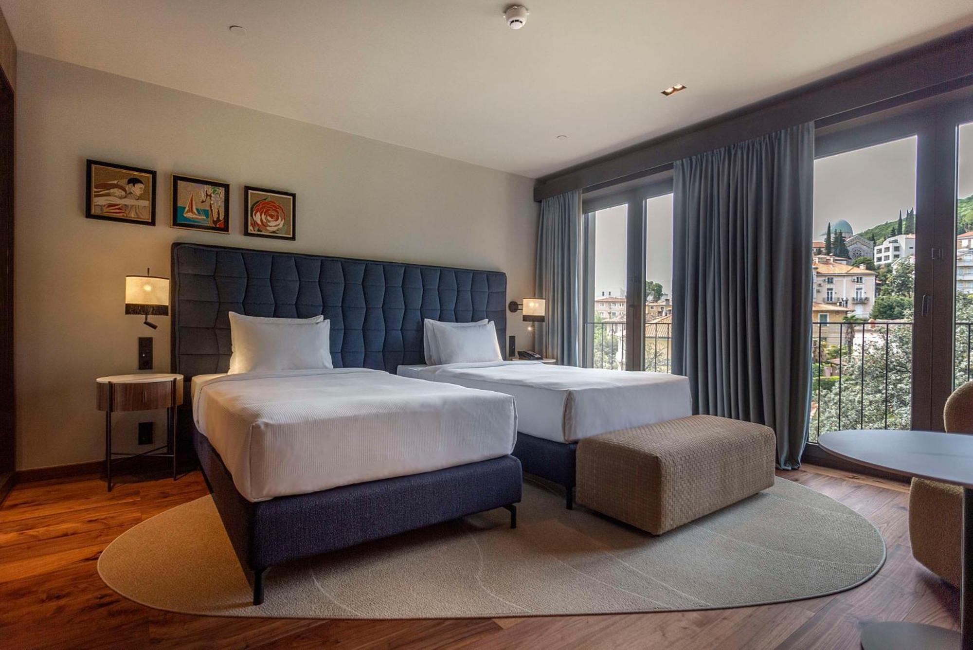 Keight Hotel Opatija, Curio Collection By Hilton Ngoại thất bức ảnh